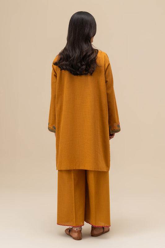 2 PIECE EMBROIDERED TWO WAY SLUB SUIT (PRET)