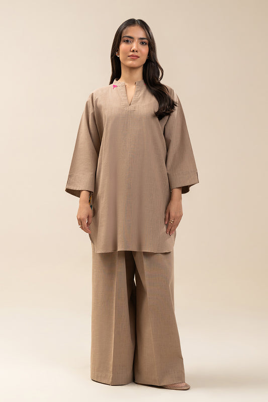 2 PIECE EMBROIDERED TWO WAY SLUB SUIT (PRET)