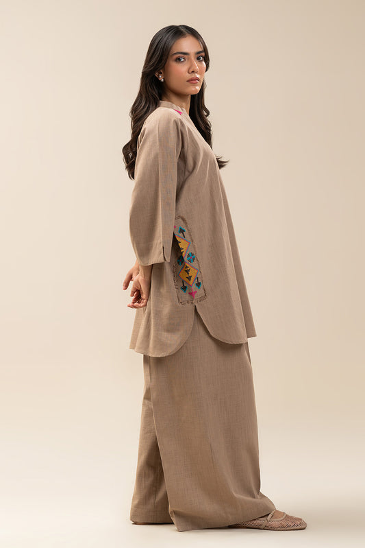 2 PIECE EMBROIDERED TWO WAY SLUB SUIT (PRET)