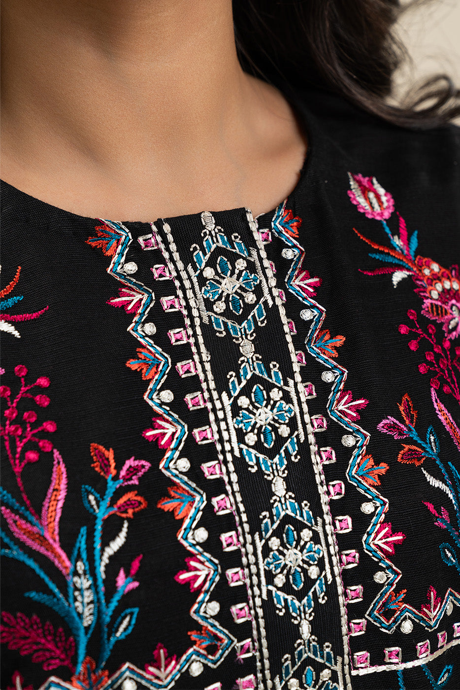 2 PIECE EMBROIDERED KHADDAR SUIT (PRET)