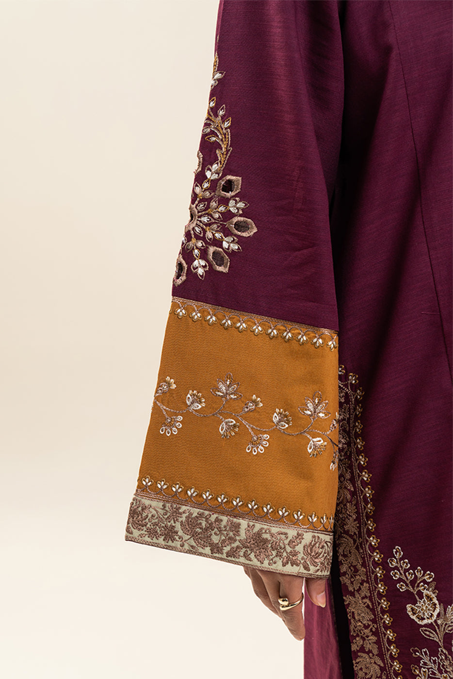 2 PIECE EMBROIDERED SLUB KHADDAR SUIT (PRET)