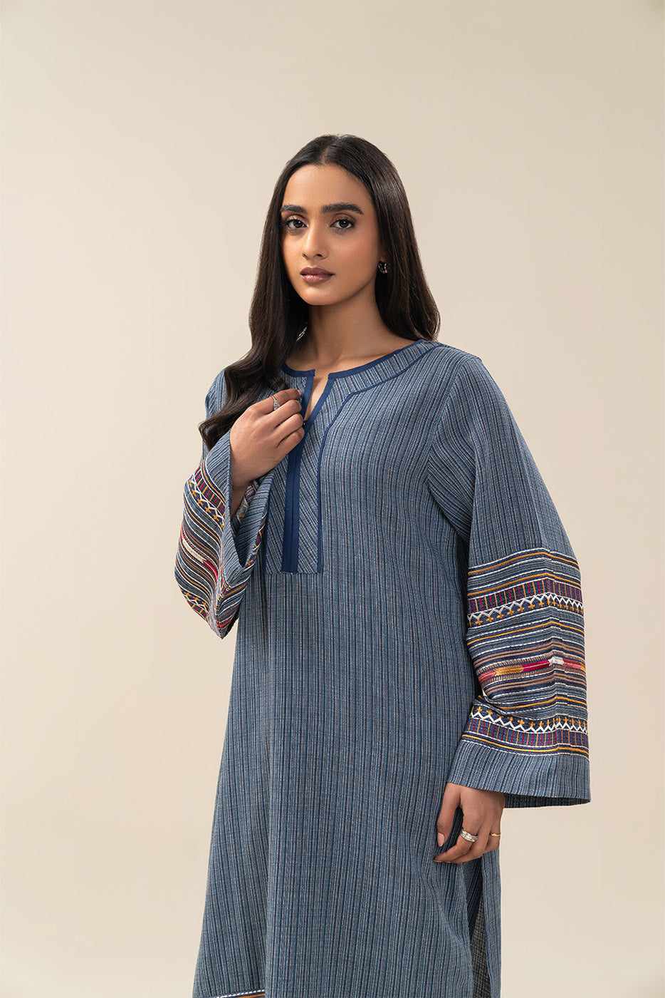 2 PIECE EMBROIDERED DOBBY SUIT (PRET)