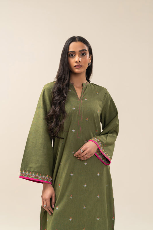 2 PIECE EMBROIDERED KARANDI SUIT (PRET)