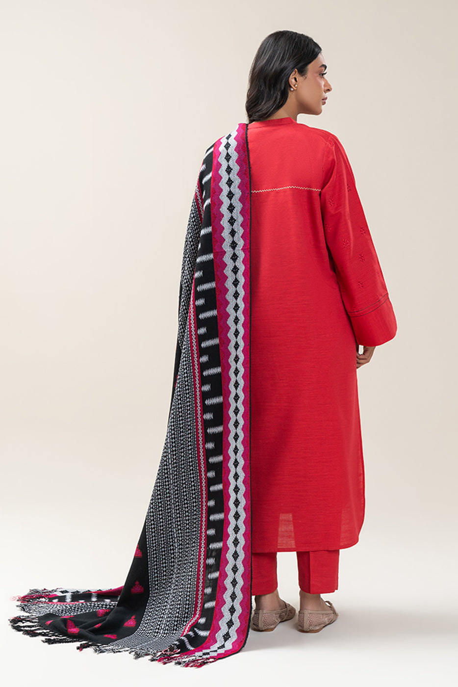 3 PIECE EMBROIDERED KHADDAR SUIT (PRET)