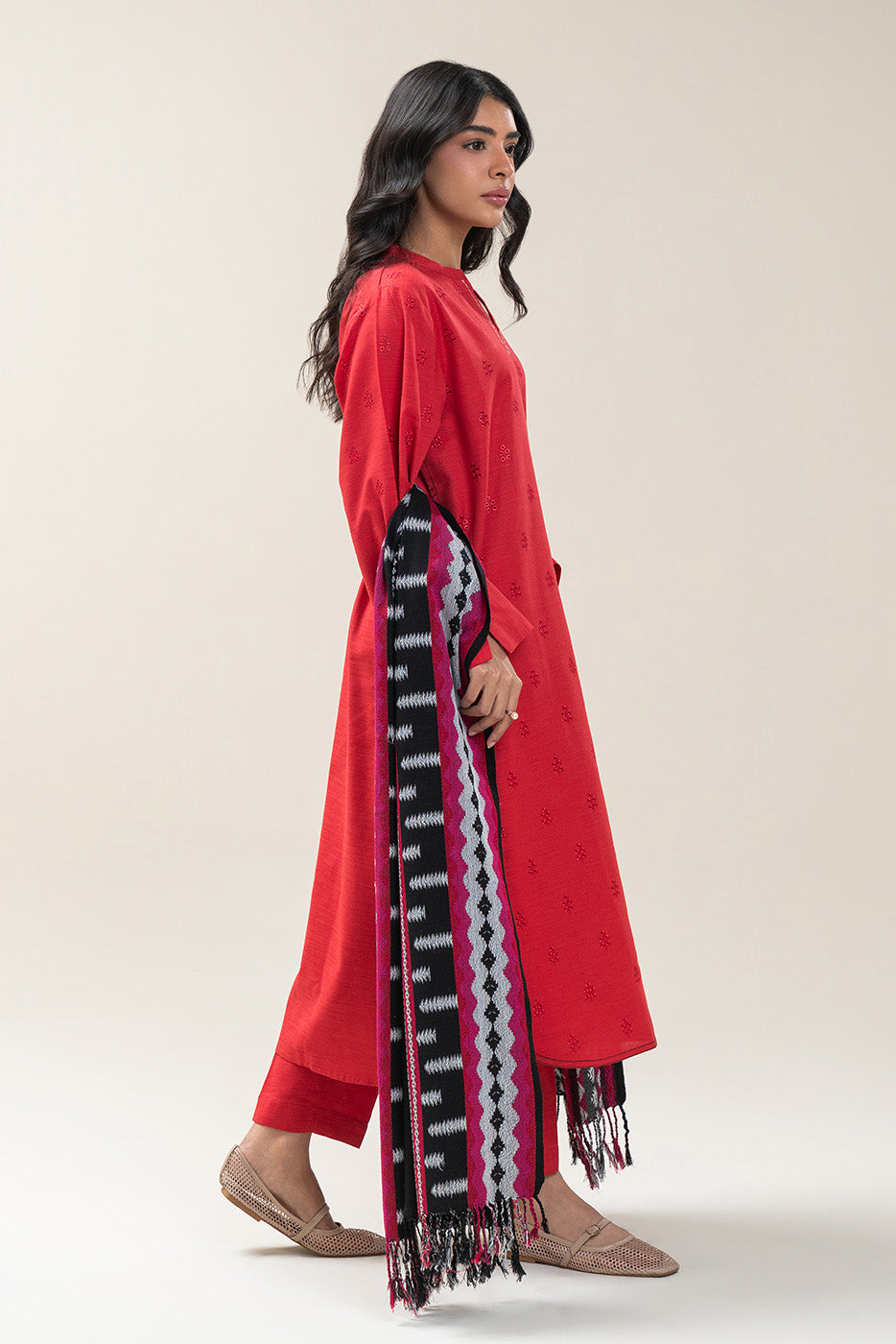 3 PIECE EMBROIDERED KHADDAR SUIT (PRET)