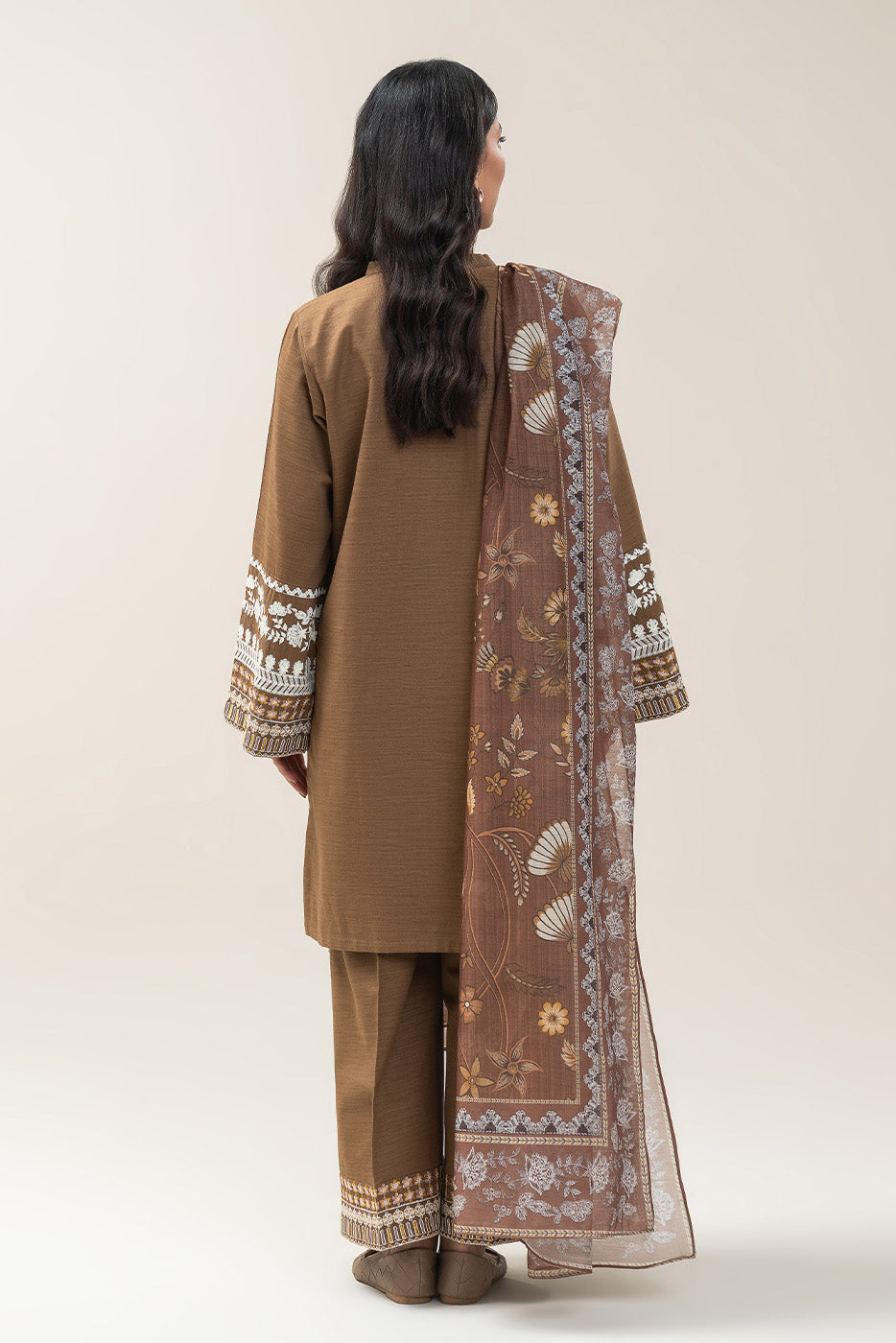 3 PIECE EMBROIDERED SLUB KHADDAR SUIT (PRET)