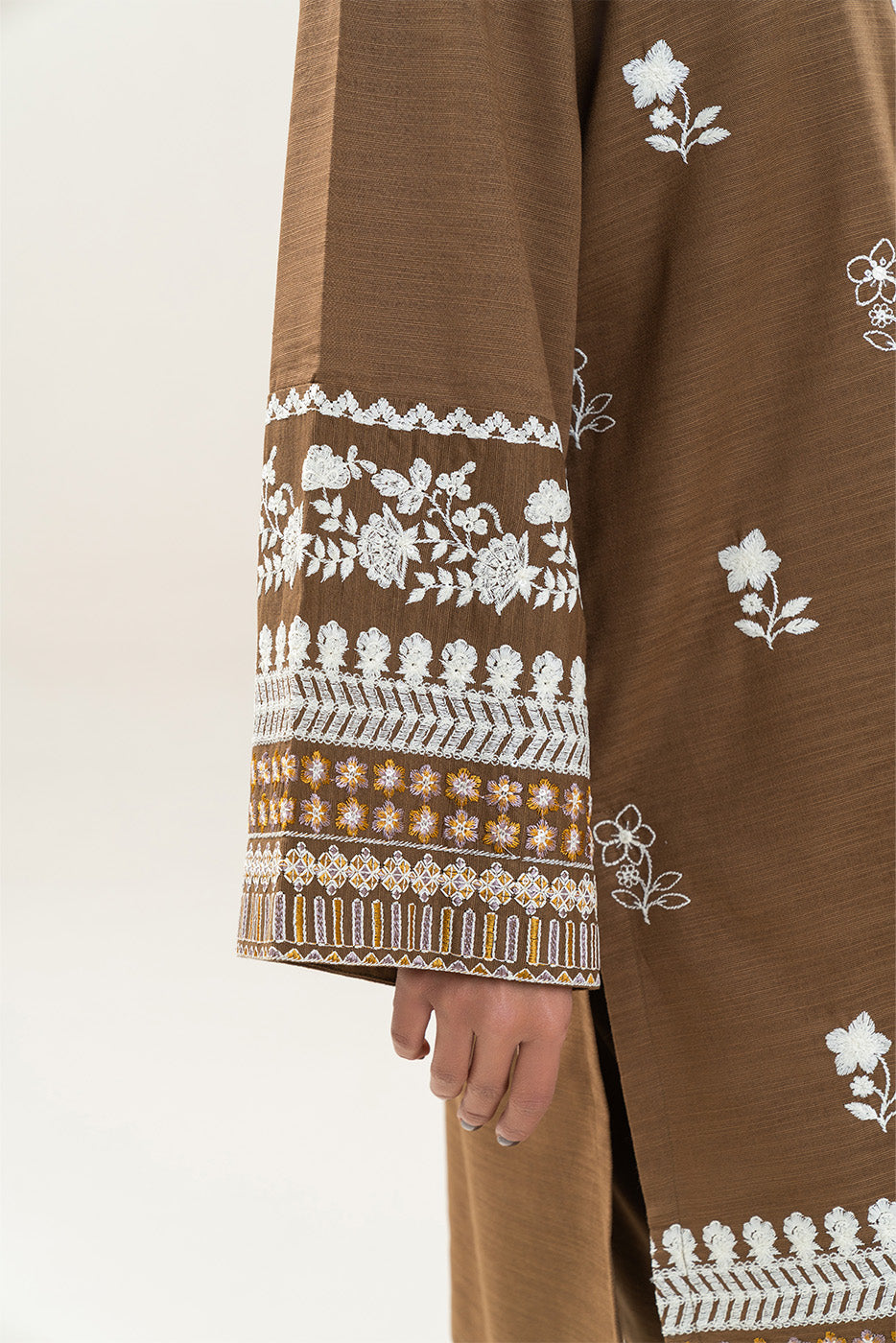 3 PIECE EMBROIDERED SLUB KHADDAR SUIT (PRET)