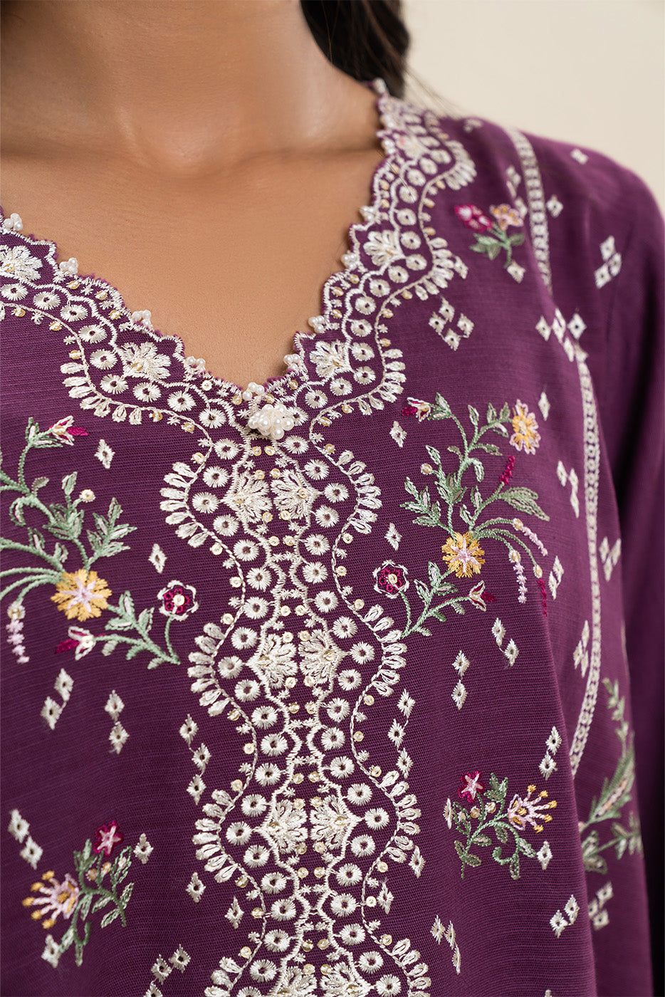 3 PIECE EMBROIDERED SLUB KHADDAR SUIT (PRET)