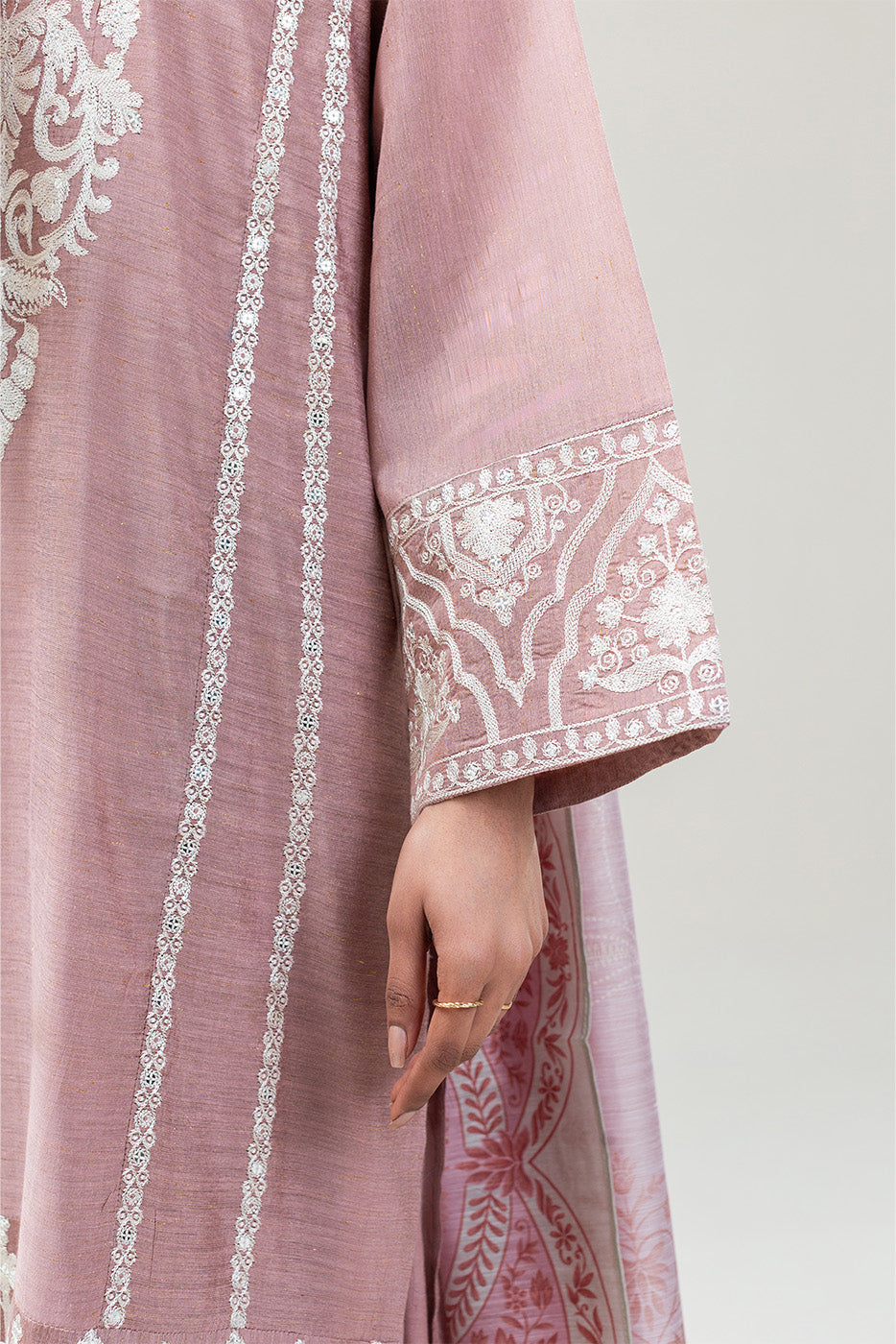 3 PIECE EMBROIDERED GOLD ZARI SUIT (PRET)