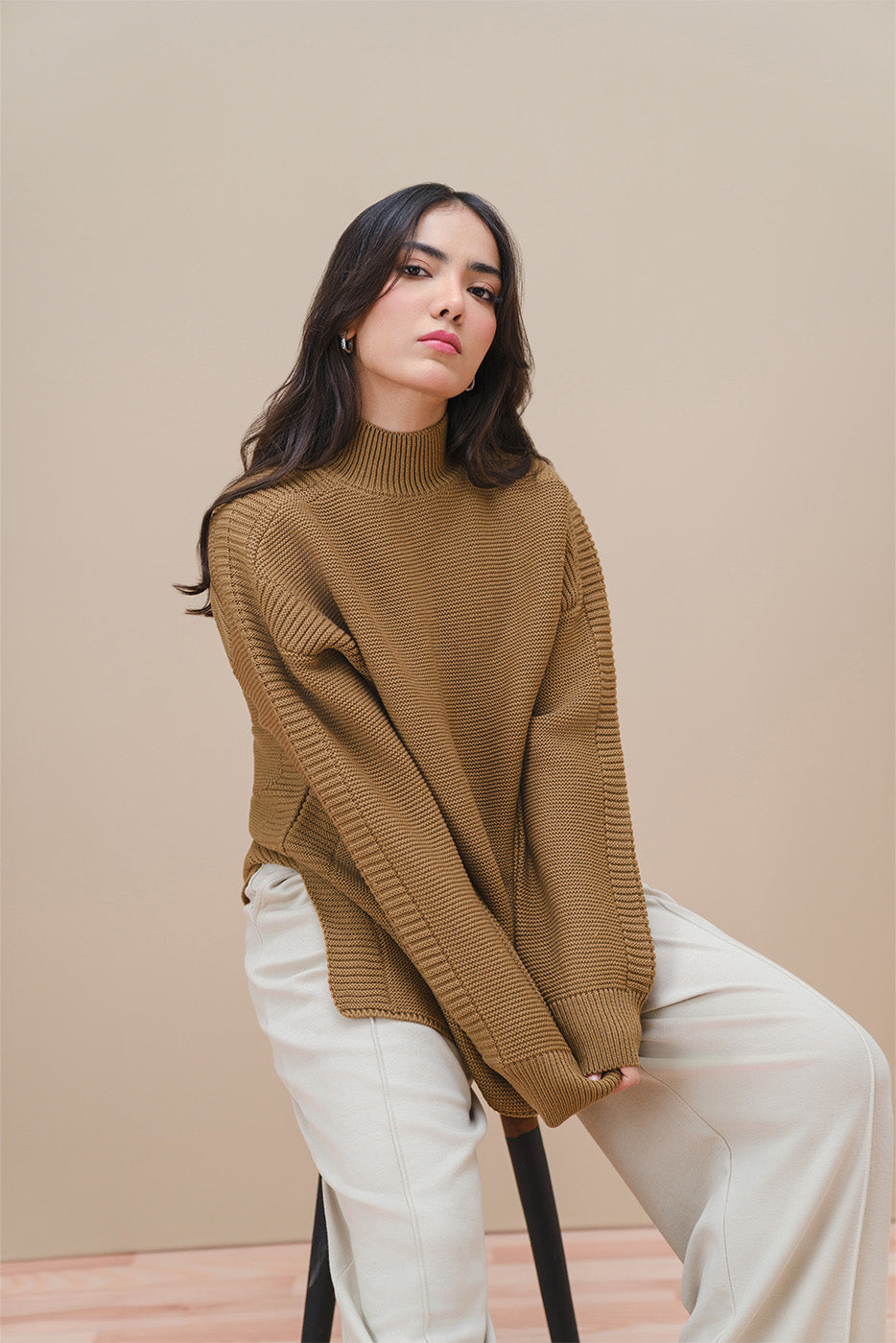 MOCK NECK PULLOVER