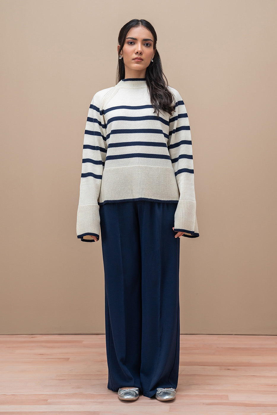 STRIPED MOCK NECK PULLOVER