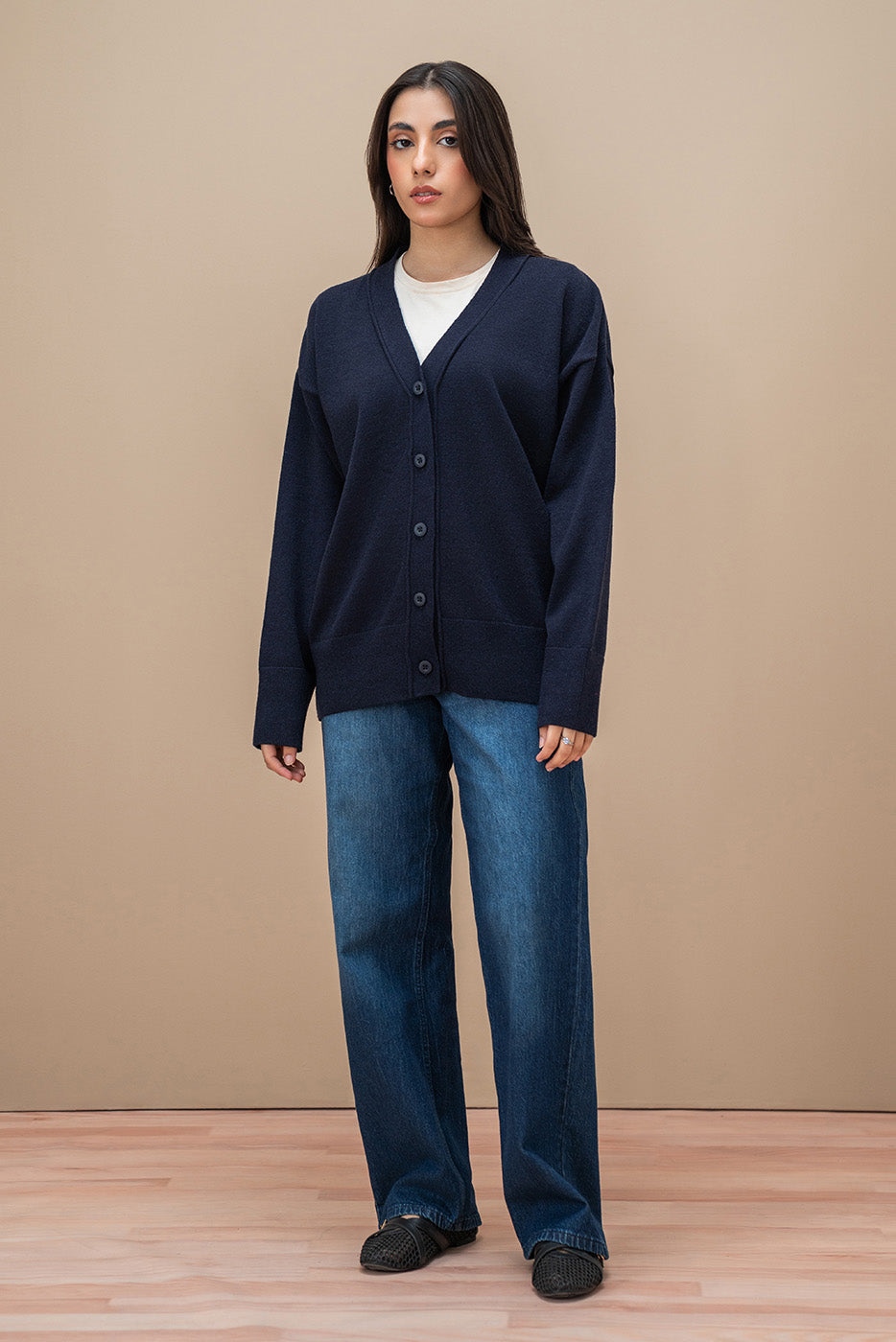 V-NECK LOOSE FIT CARDIGAN