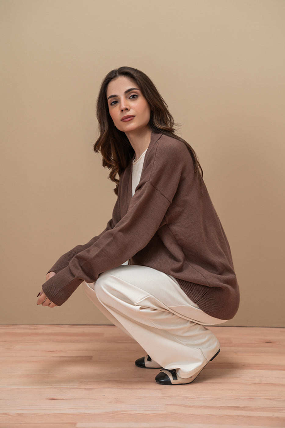 V-NECK LOOSE FIT CARDIGAN