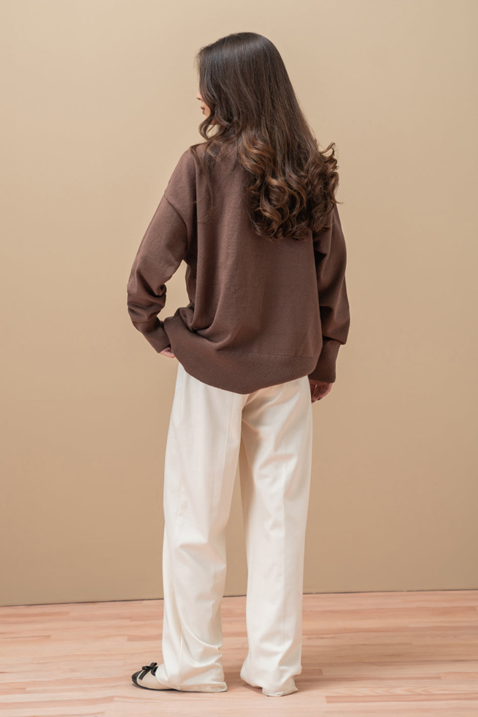 V-NECK LOOSE FIT CARDIGAN