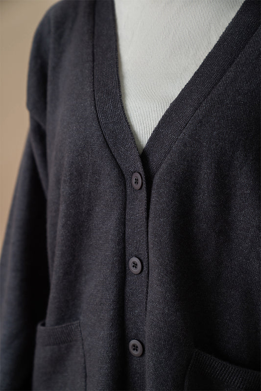 V-NECK LOOSE FIT CARDIGAN