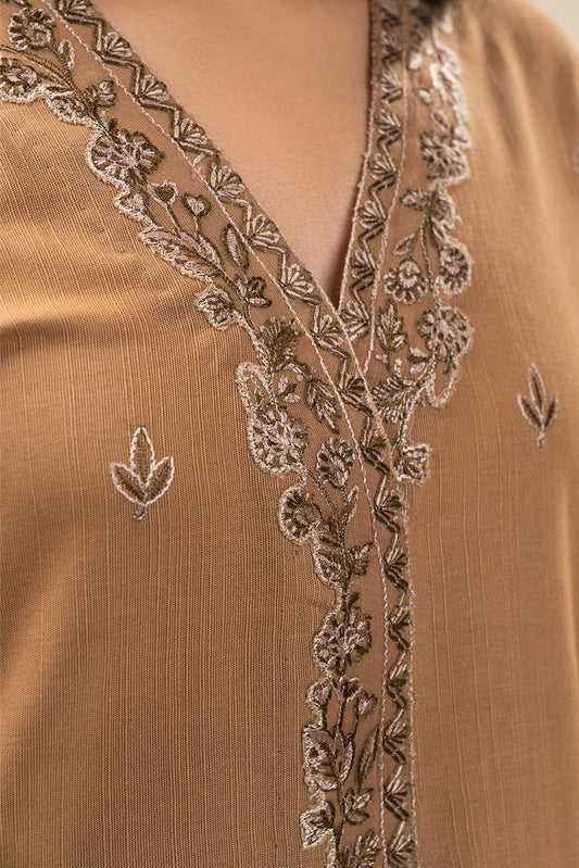 3 PIECE EMBROIDERED SLUB KHADDAR SUIT-FAWN FROST (UNSTITCHED)