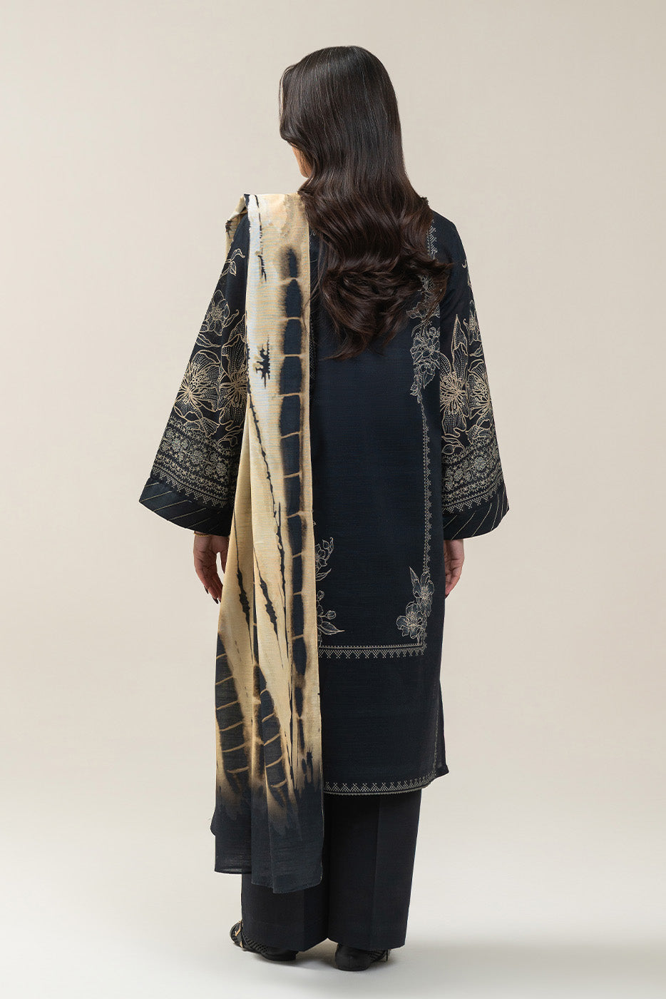 3 PIECE PRINTED SLUB KHADDAR SUIT-EBONY DYE SUIT