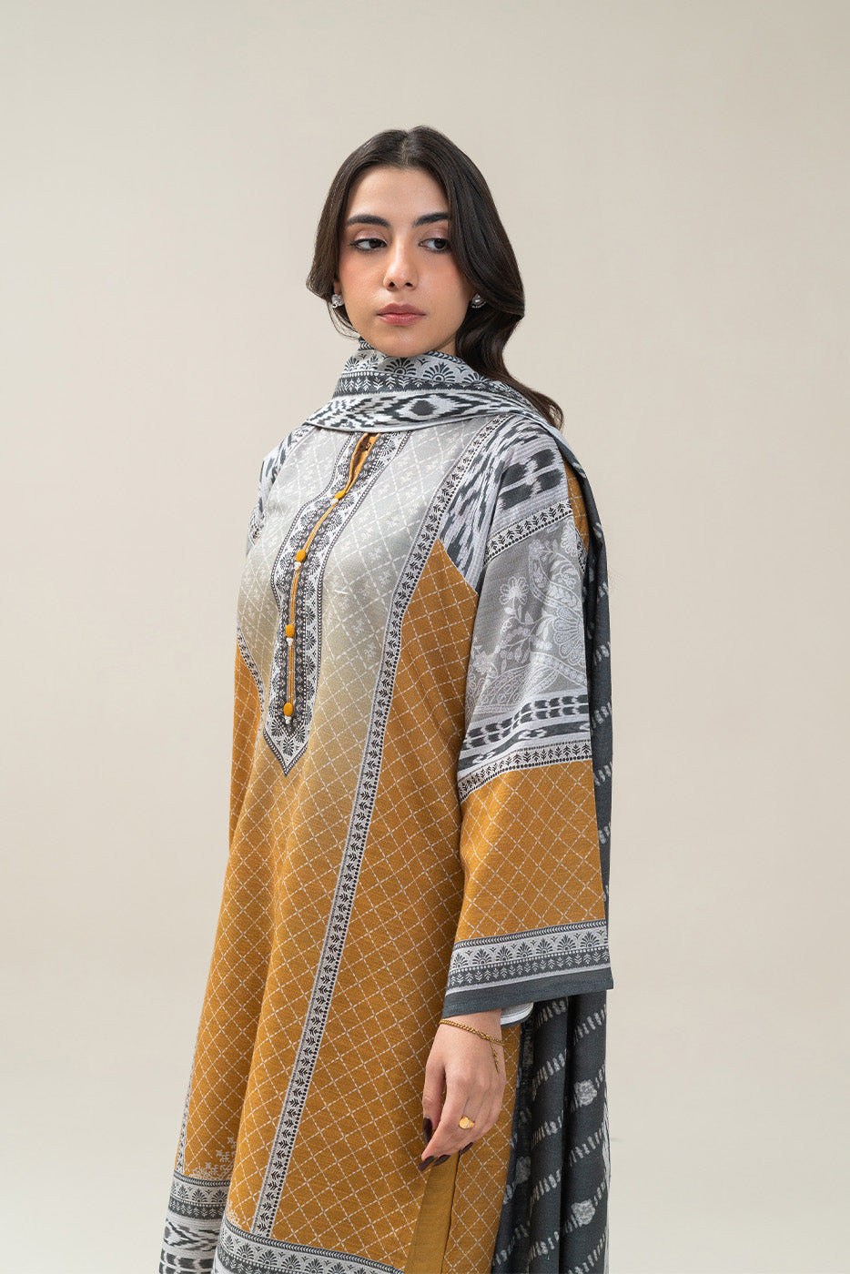 3 PIECE PRINTED SLUB KHADDAR SUIT-MEDALLION DEW SUIT