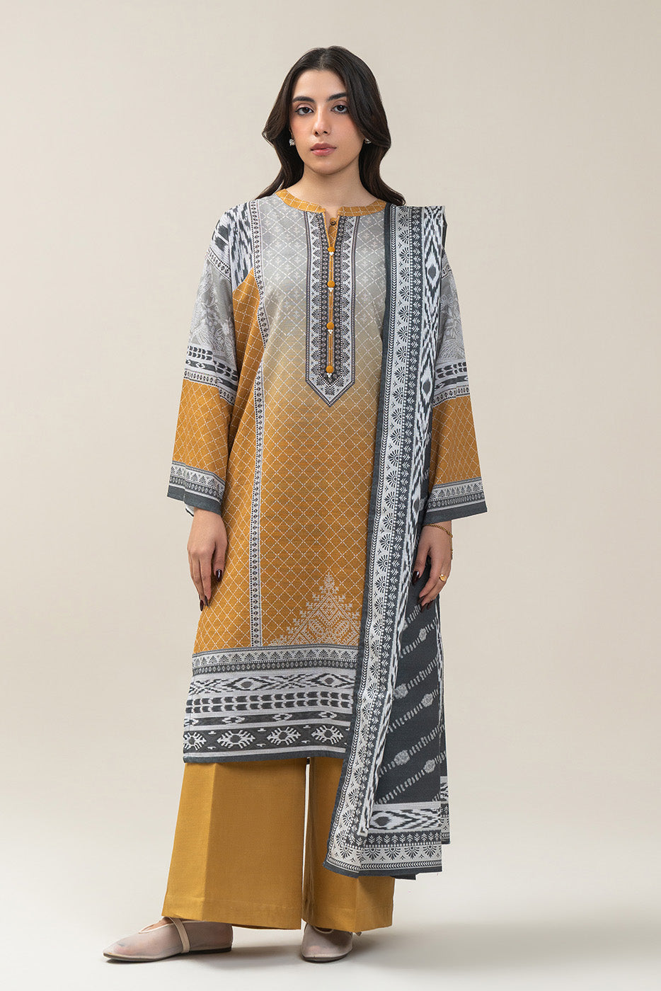 3 PIECE PRINTED SLUB KHADDAR SUIT-MEDALLION DEW SUIT