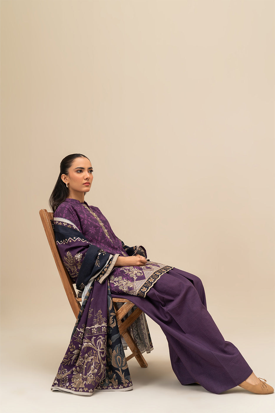 3 PIECE EMBROIDERED SLUB KHADDAR SUIT-DEEP AMETHYST (UNSTITCHED)