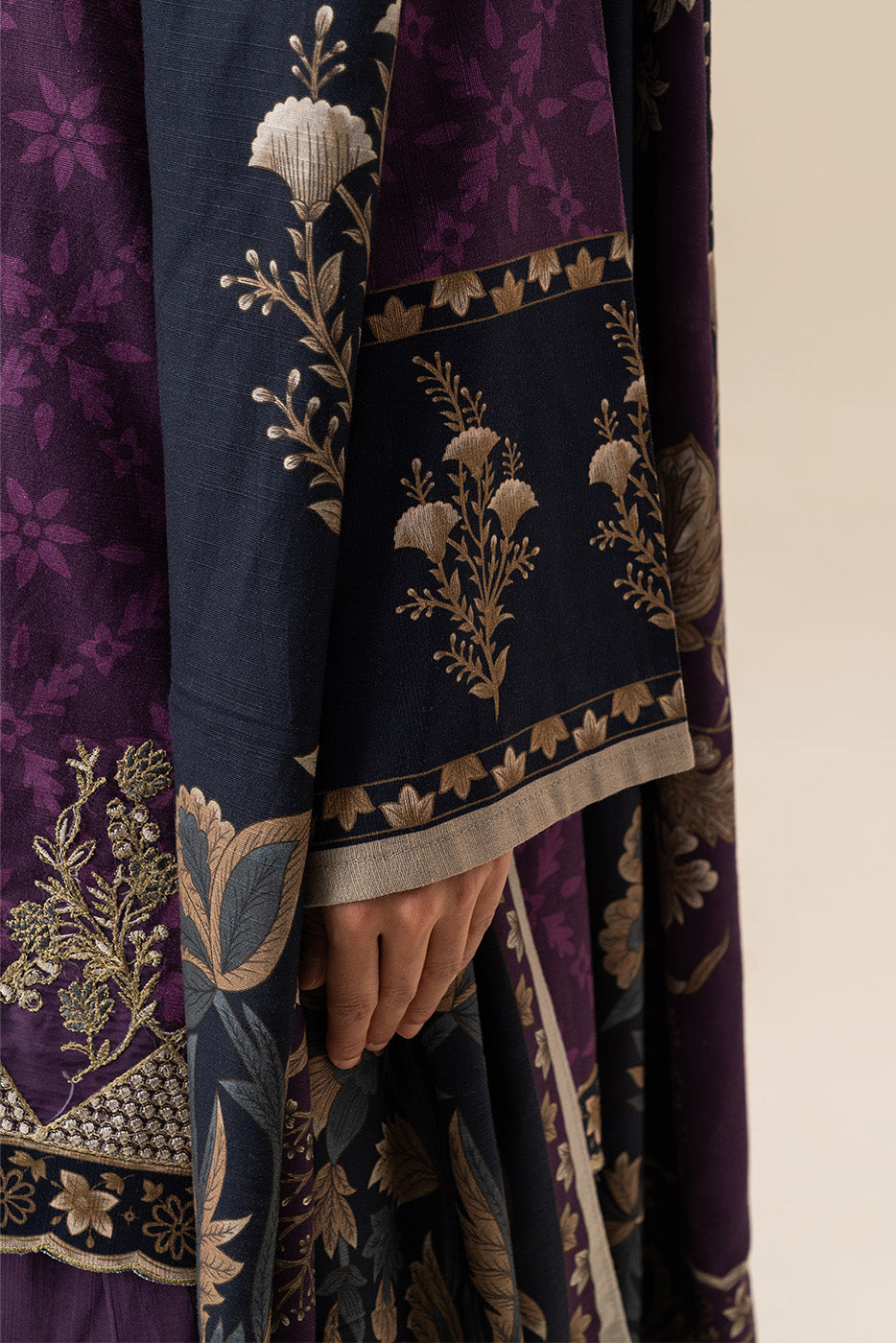 3 PIECE EMBROIDERED SLUB KHADDAR SUIT-DEEP AMETHYST (UNSTITCHED)