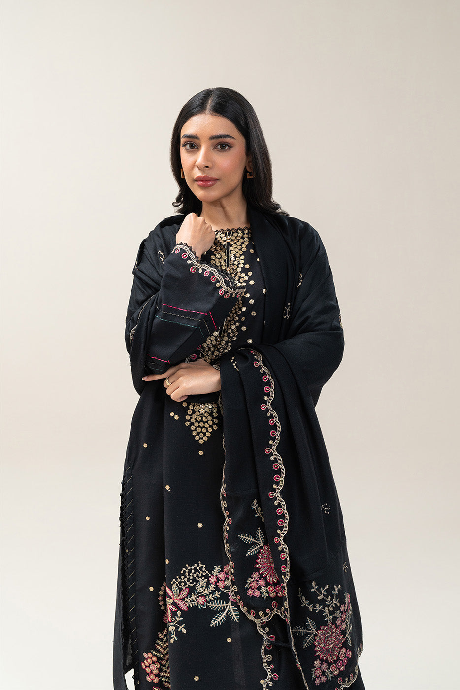 3 PIECE EMBROIDERED SLUB KHADDAR SUIT-SABLE GLAM (UNSTITCHED)