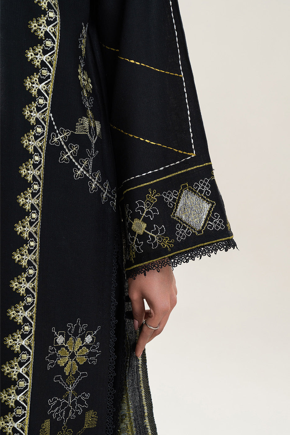 3 PIECE EMBROIDERED SLUB KHADDAR SUIT-ONYX GRACE (UNSTITCHED)