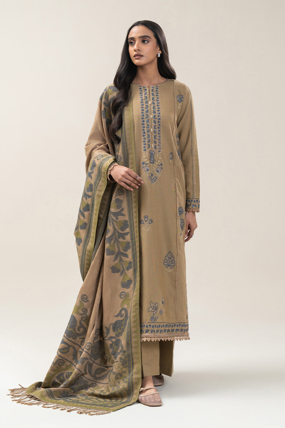 3 PIECE EMBROIDERED SLUB KHADDAR SUIT-MOSS MIST (UNSTITCHED)