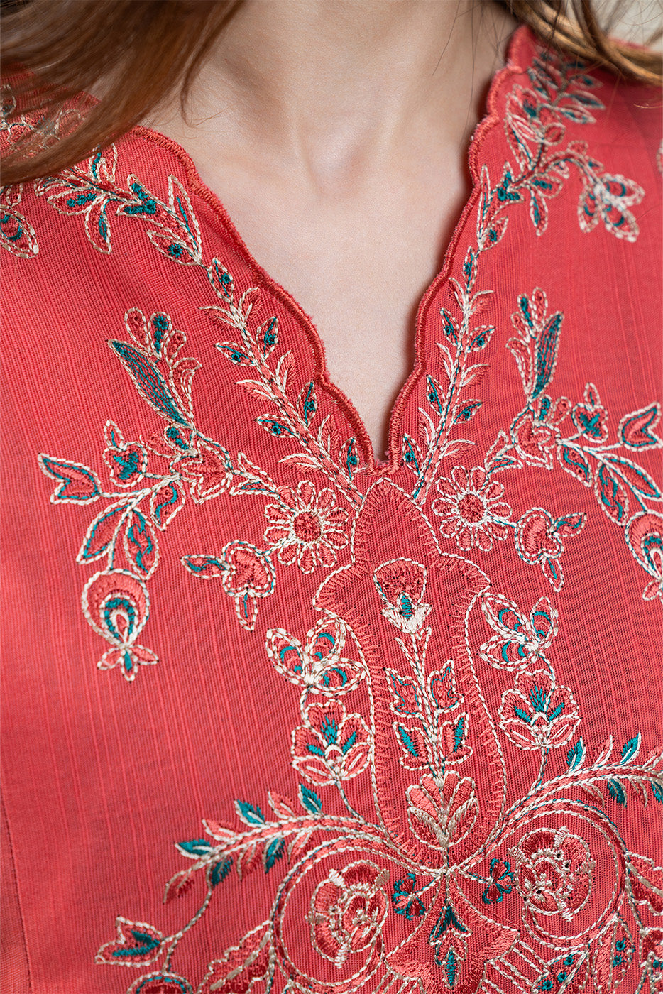 3 PIECE EMBROIDERED SLUB KHADDAR SUIT-CORAL NOIR (UNSTITCHED)