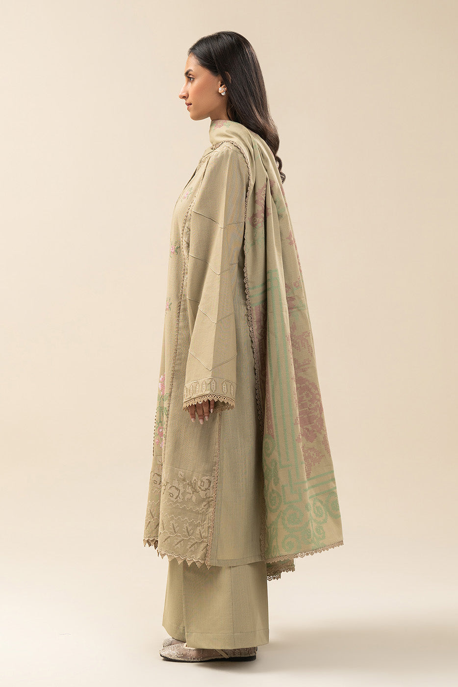 3 PIECE EMBROIDERED SLUB KHADDAR SUIT-LIGHT MOSS (UNSTITCHED)