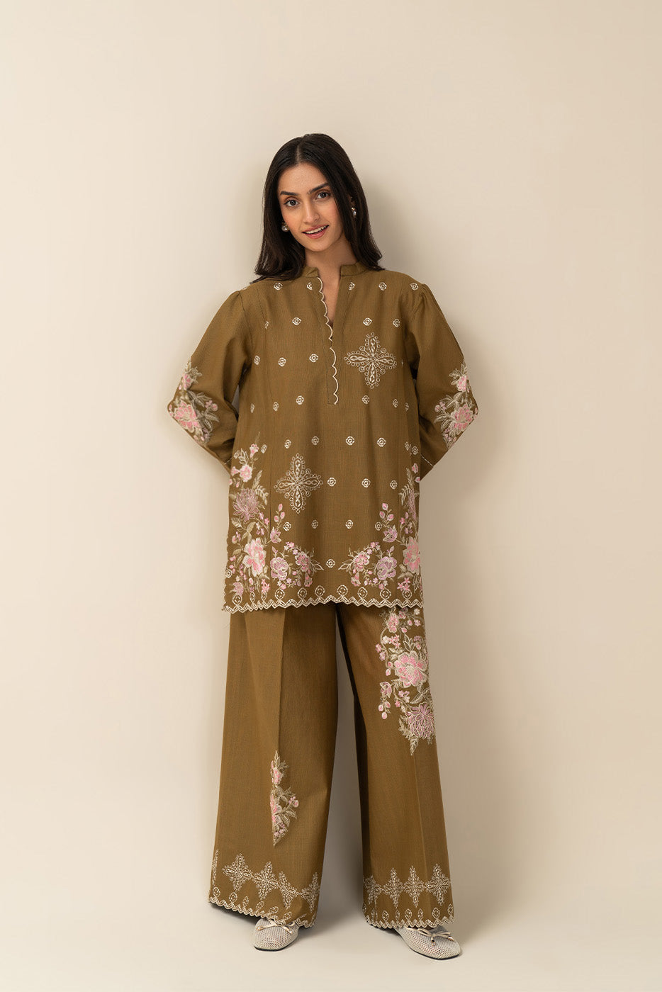2 PIECE EMBROIDERED SLUB KHADDAR SUIT-SAGE BLOOM (UNSTITCHED)