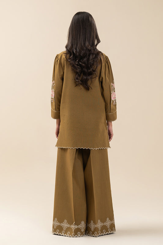 2 PIECE EMBROIDERED SLUB KHADDAR SUIT-SAGE BLOOM (UNSTITCHED)