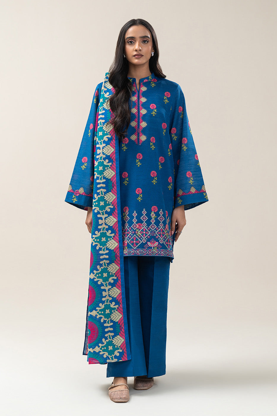3 PIECE EMBROIDERED SLUB KHADDAR SUIT-AZURE BLOOM (UNSTITCHED)
