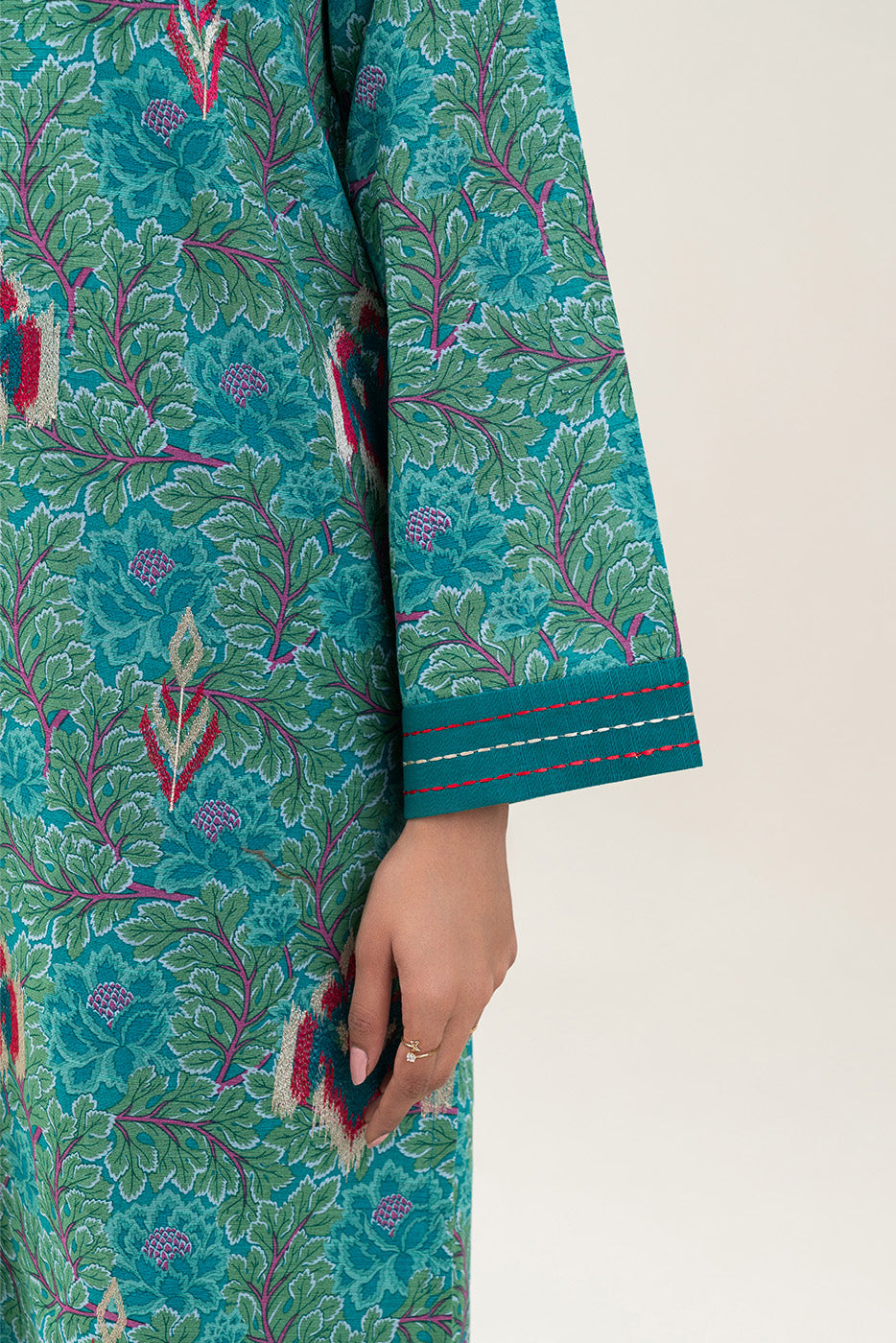 3 PIECE EMBROIDERED SLUB KHADDAR SUIT-SAPPHIRE WHISPER (UNSTITCHED)