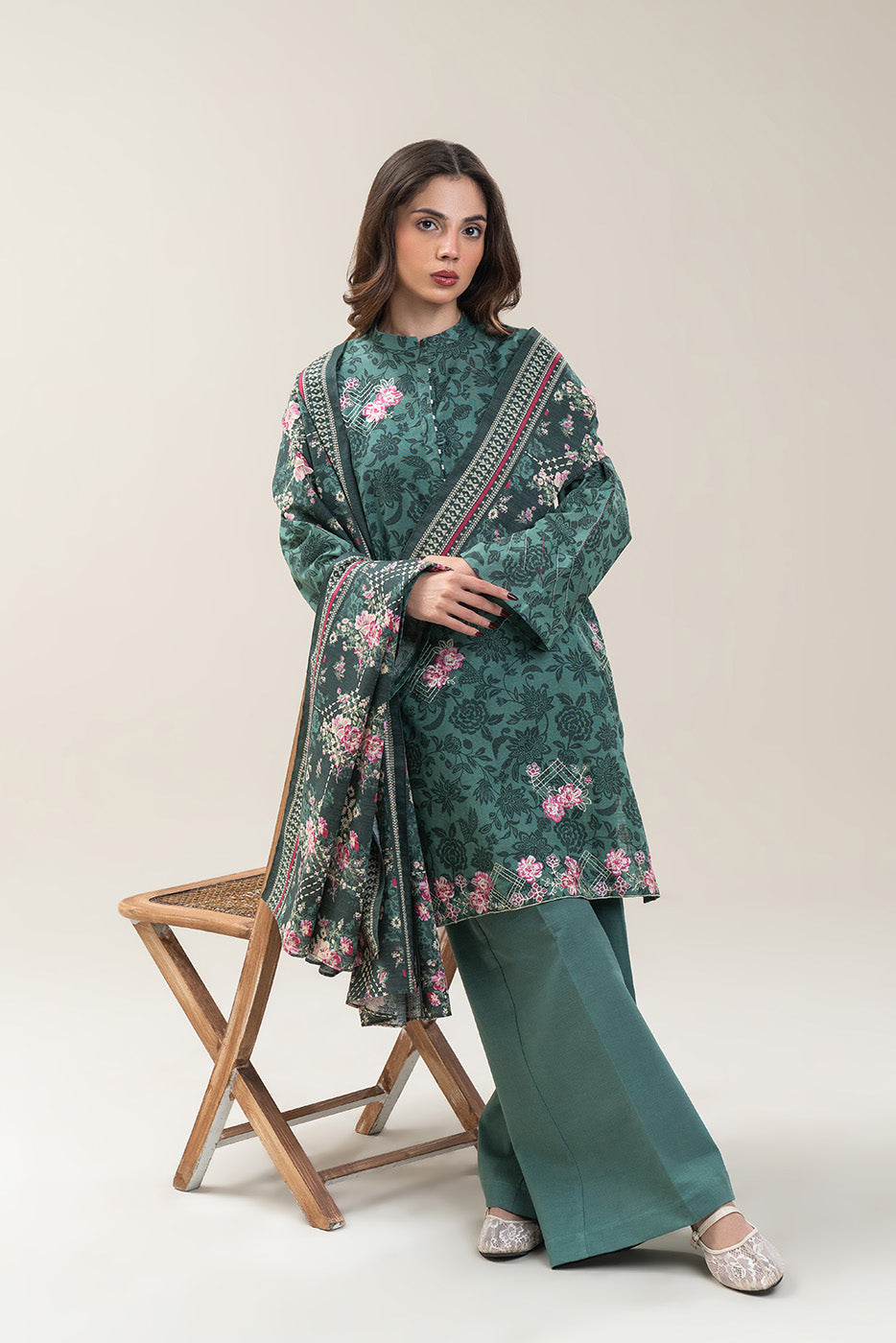 3 PIECE EMBROIDERED SLUB KHADDAR SUIT-TEAL MIST (UNSTITCHED)