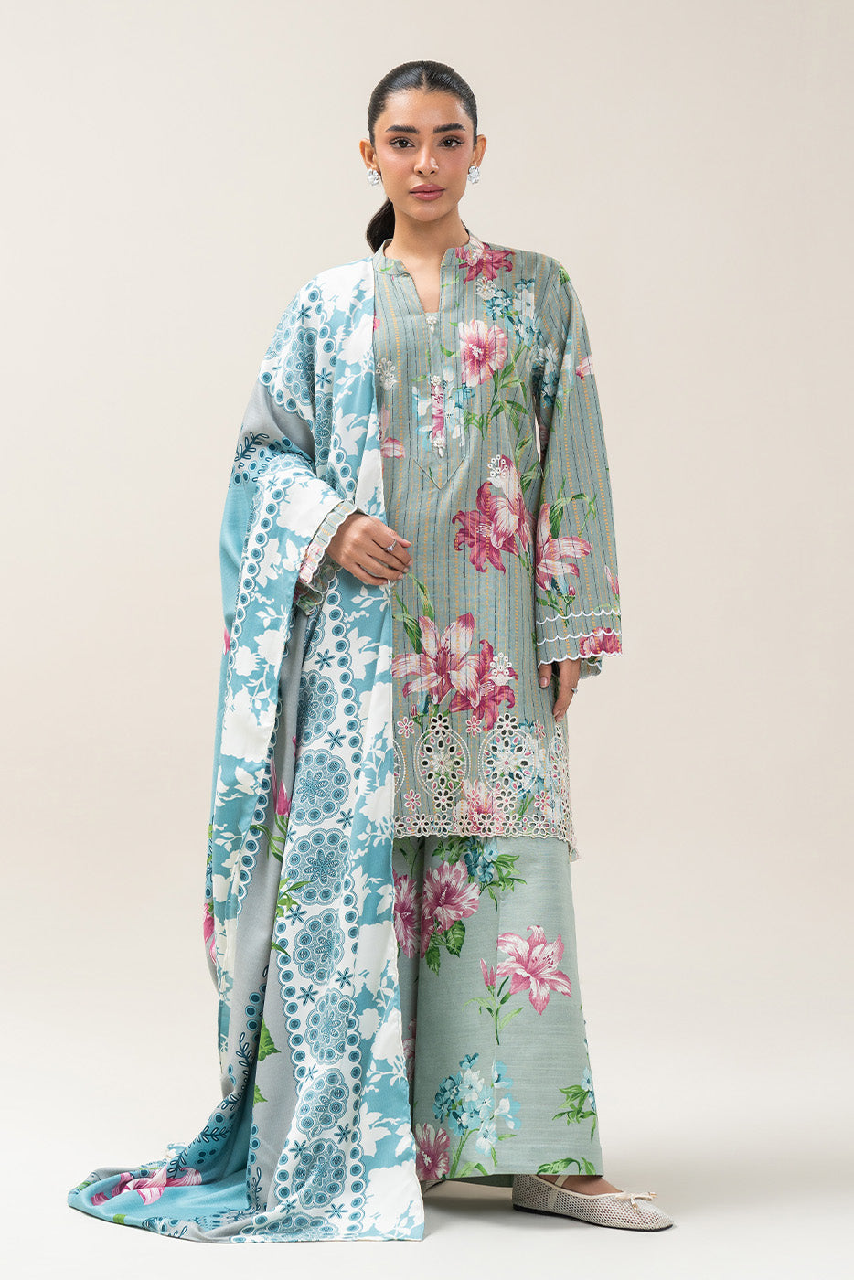 3 PIECE EMBROIDERED KHADDI JQ SUIT-SMOKEY GREEN
