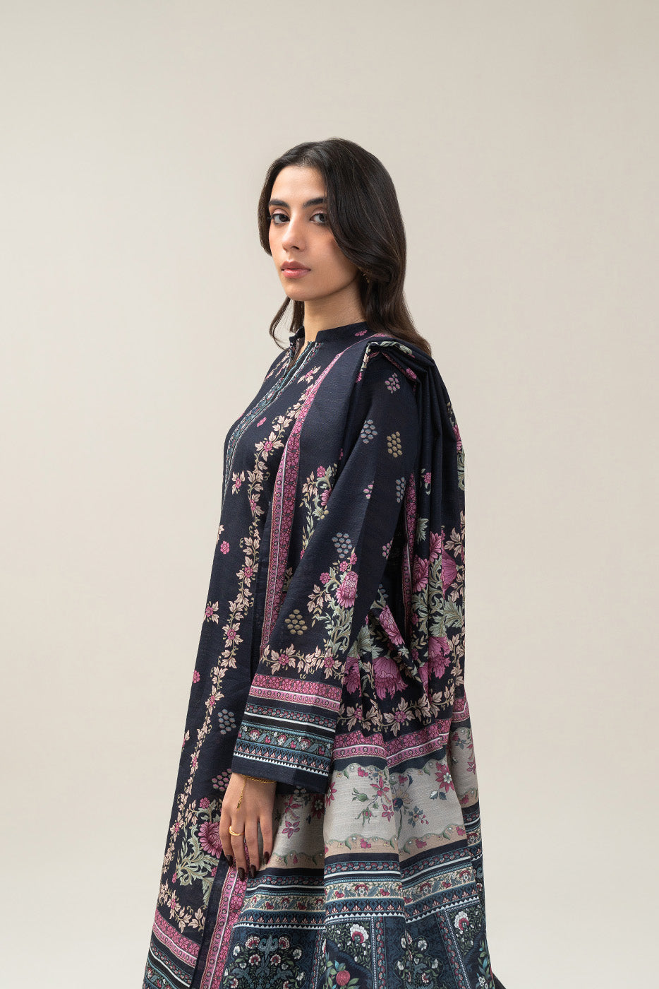 3 PIECE PRINTED SLUB KHADDAR SUIT-MIDNIGHT GARDENIA SUIT