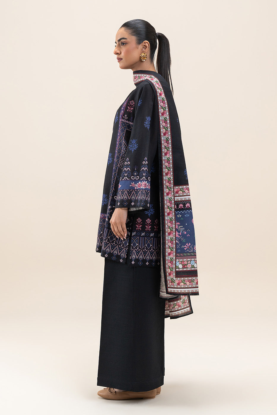 3 PIECE PRINTED SLUB KHADDAR SUIT-INDIGO BLUE