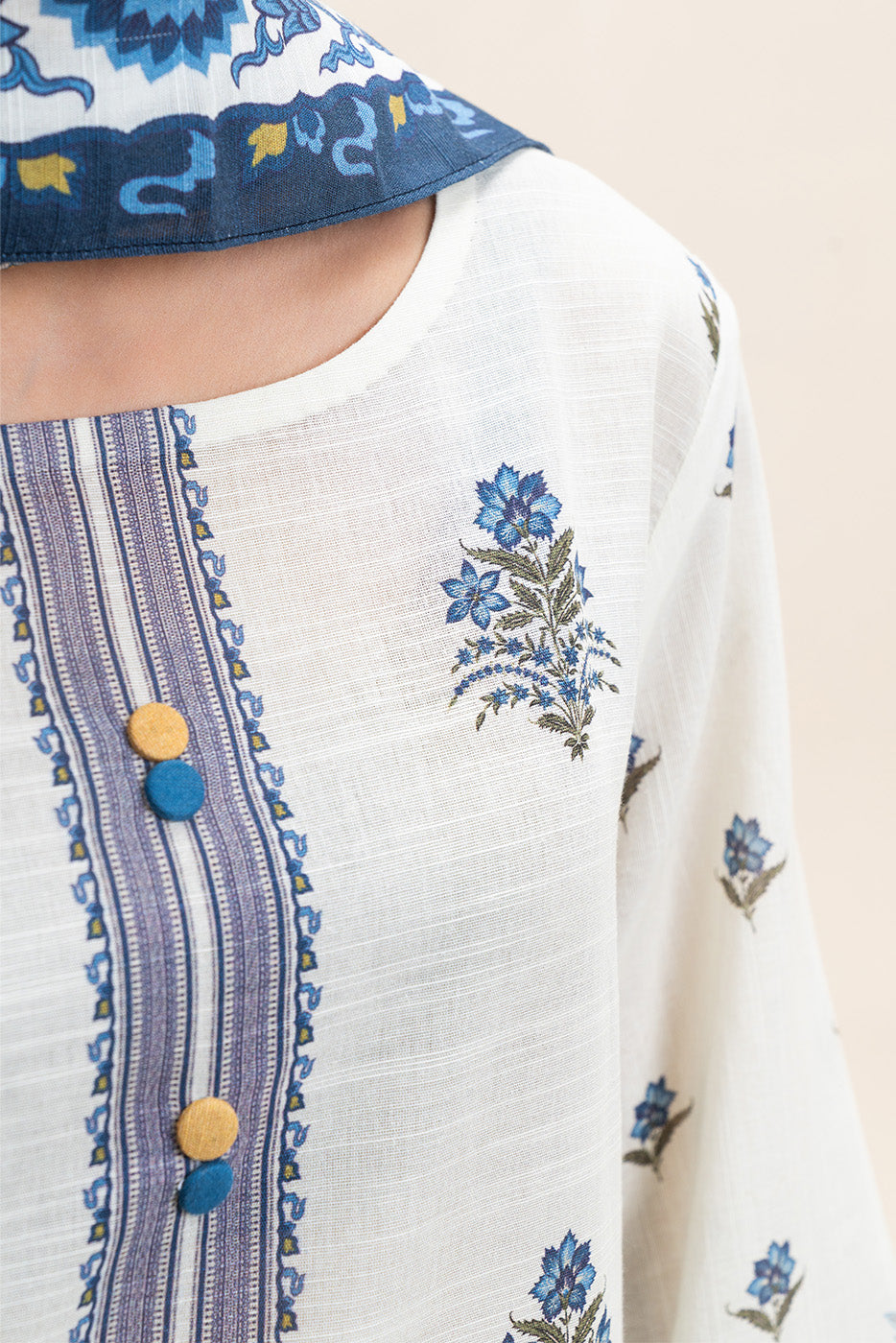 3 PIECE PRINTED SLUB KHADDAR SUIT-WHISPER WHITE