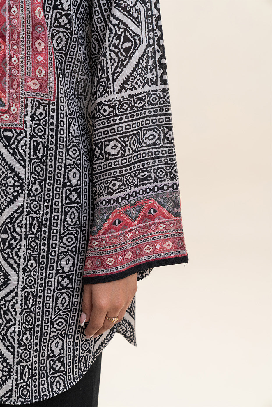 3 PIECE PRINTED SLUB KHADDAR SUIT-ONYX MAZE