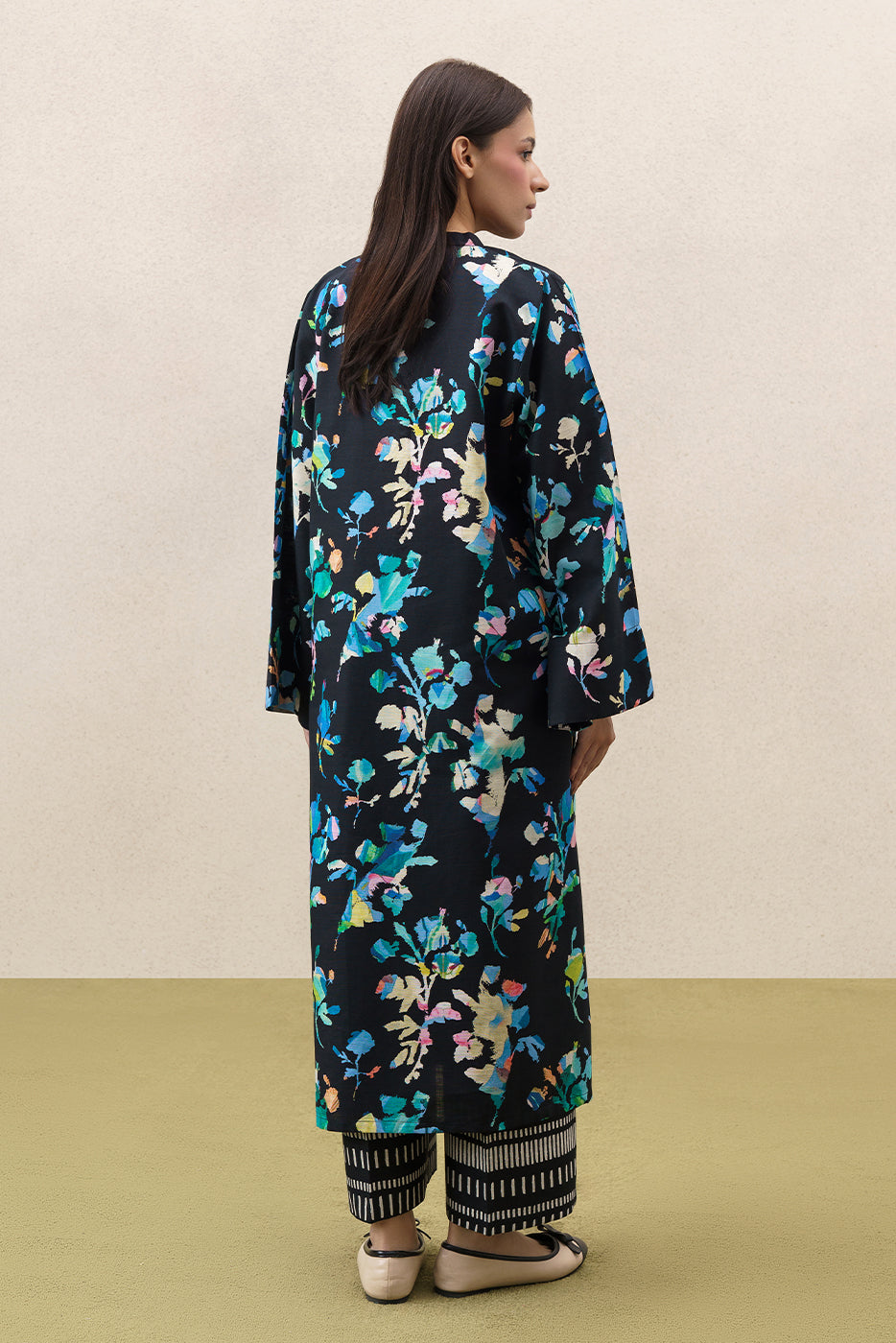 2 PIECE PRINTED SLUB KHADDAR SUIT (PRET)