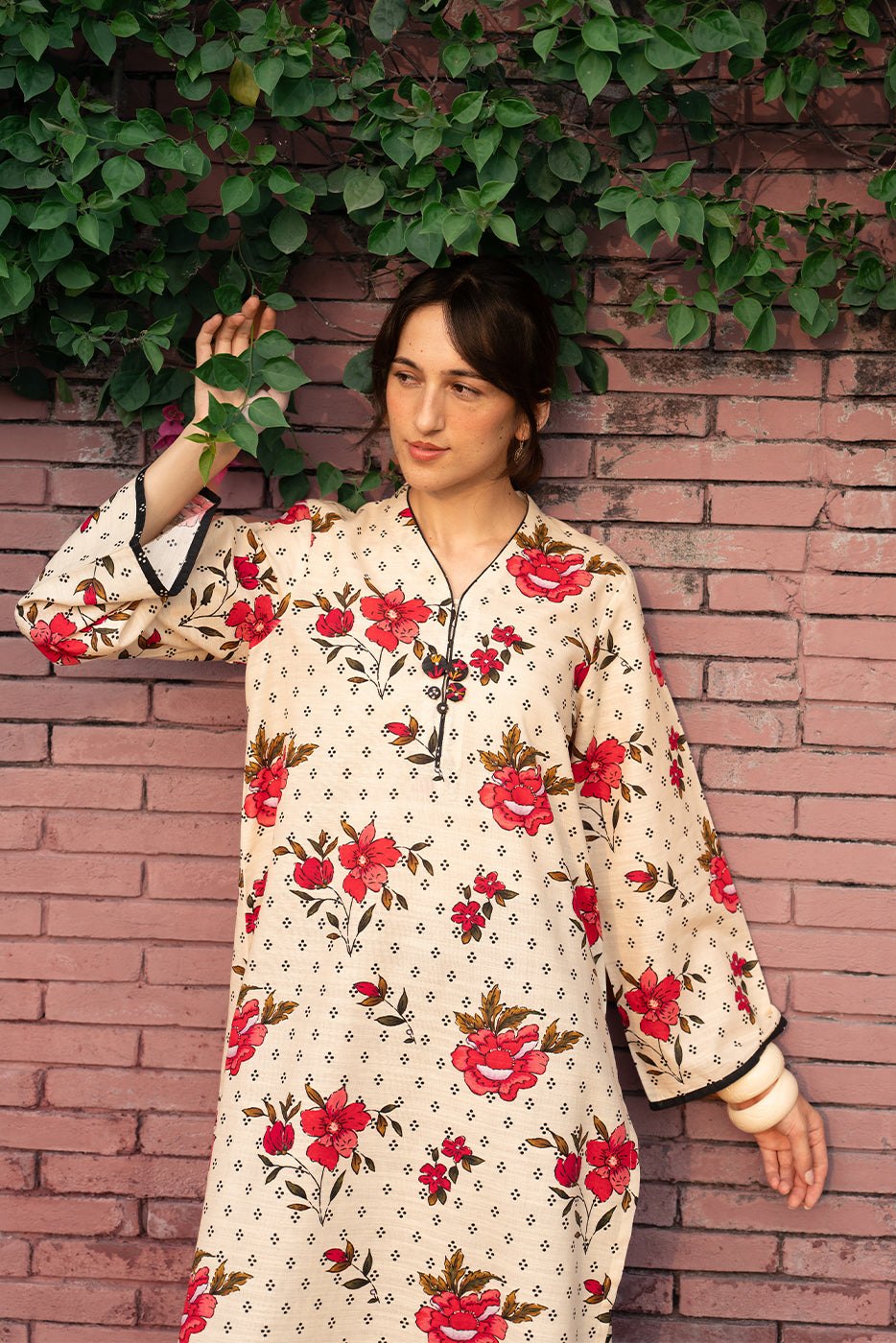 2 PIECE PRINTED SLUB KHADDAR SUIT (PRET)