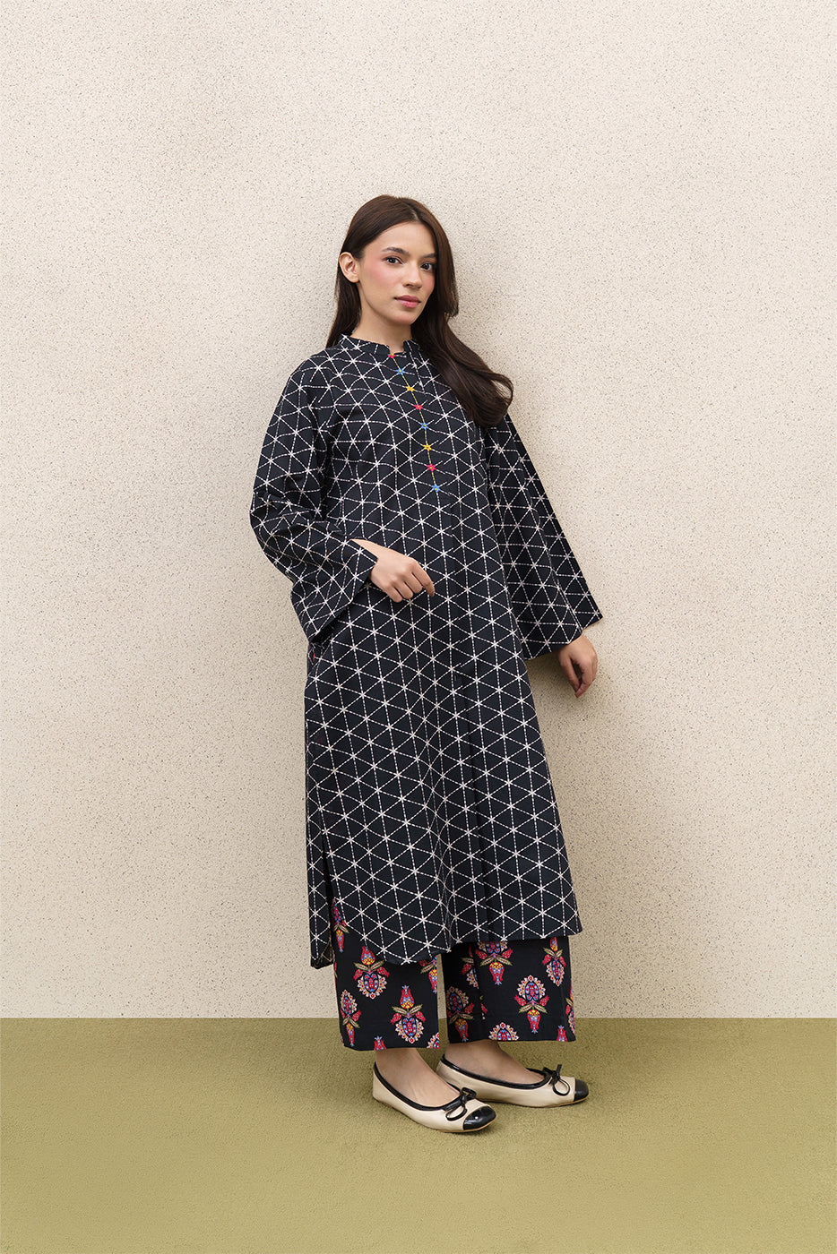 2 PIECE PRINTED SLUB KHADDAR SUIT (PRET)