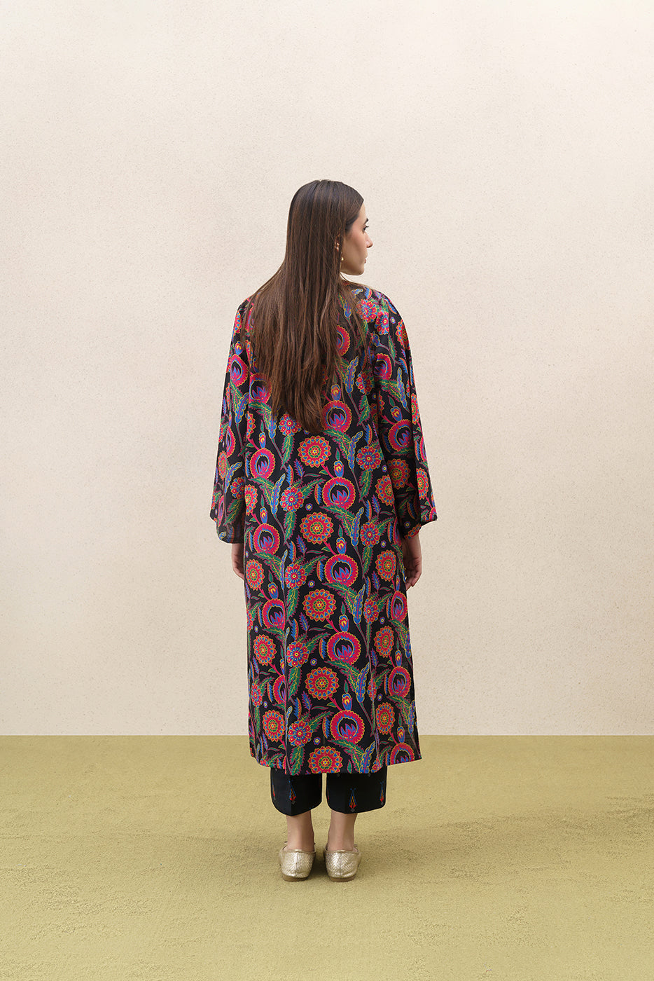 2 PIECE PRINTED SLUB KHADDAR SUIT (PRET)
