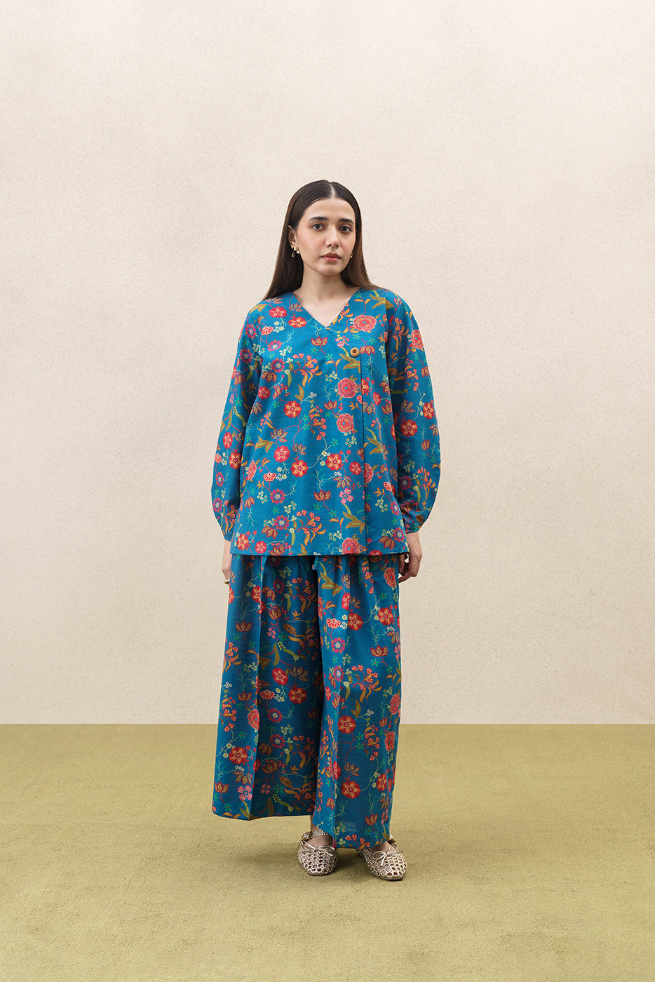 2 PIECE PRINTED SLUB KHADDAR SUIT (PRET)