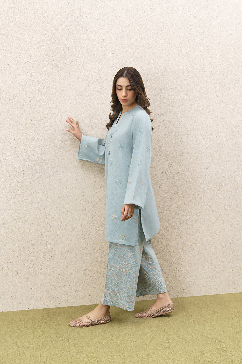 EMBROIDERED TWO WAY SLUB SHIRT (PRET)