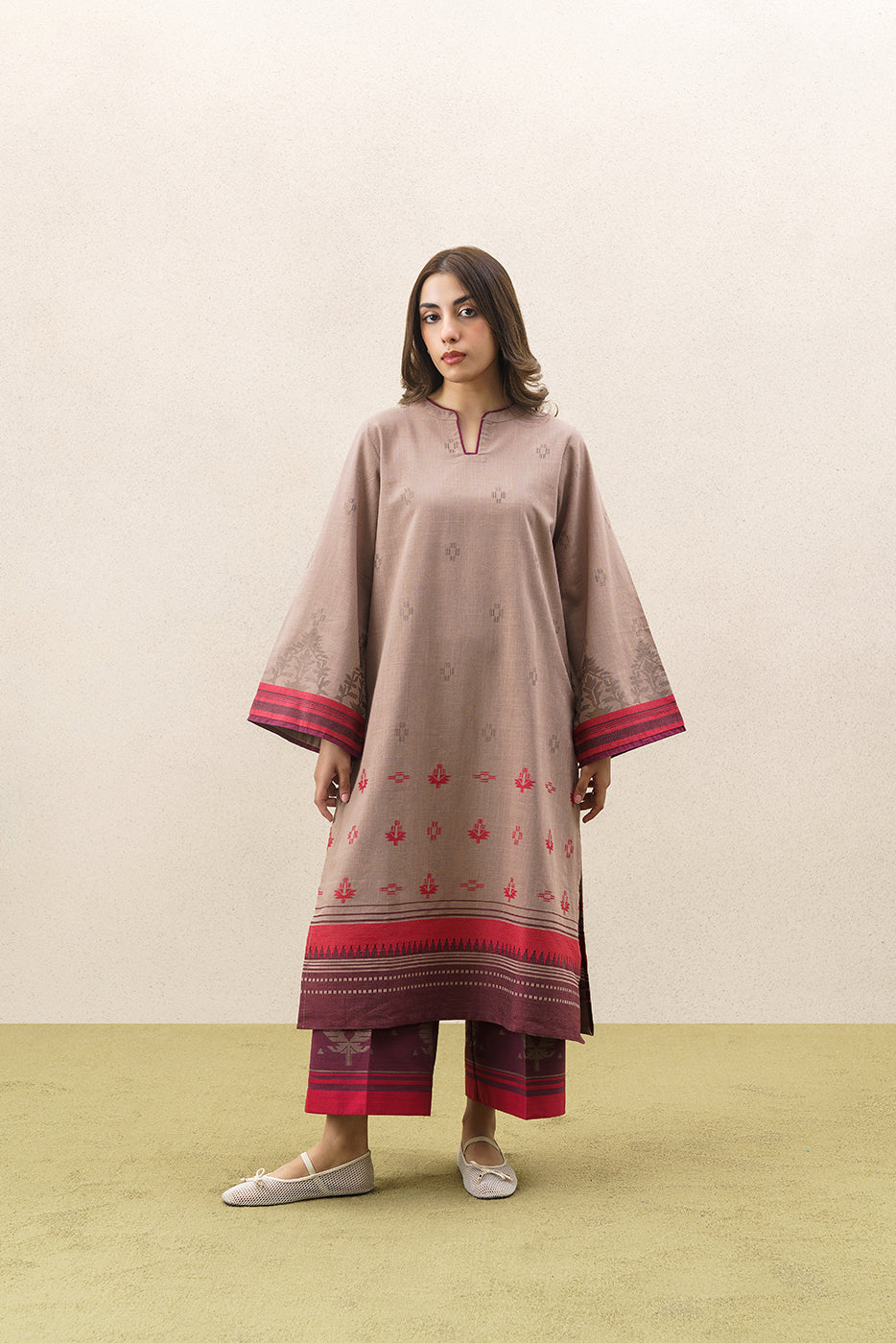 2 PIECE SOLID JACQUARD SUIT (PRET)