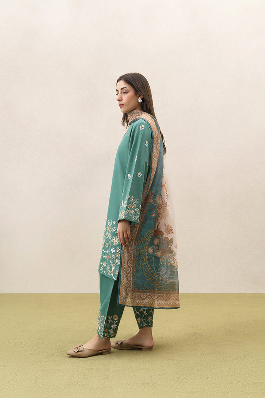 3 PIECE EMBROIDERED SLUB KHADDAR SUIT (PRET)