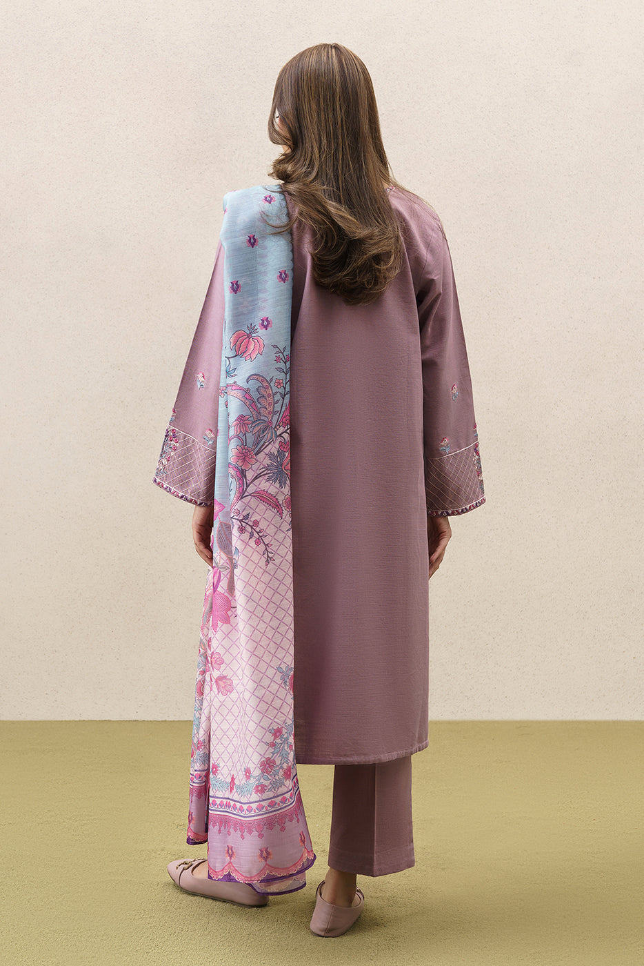 3 PIECE EMBROIDERED SLUB KHADDAR SUIT (PRET)