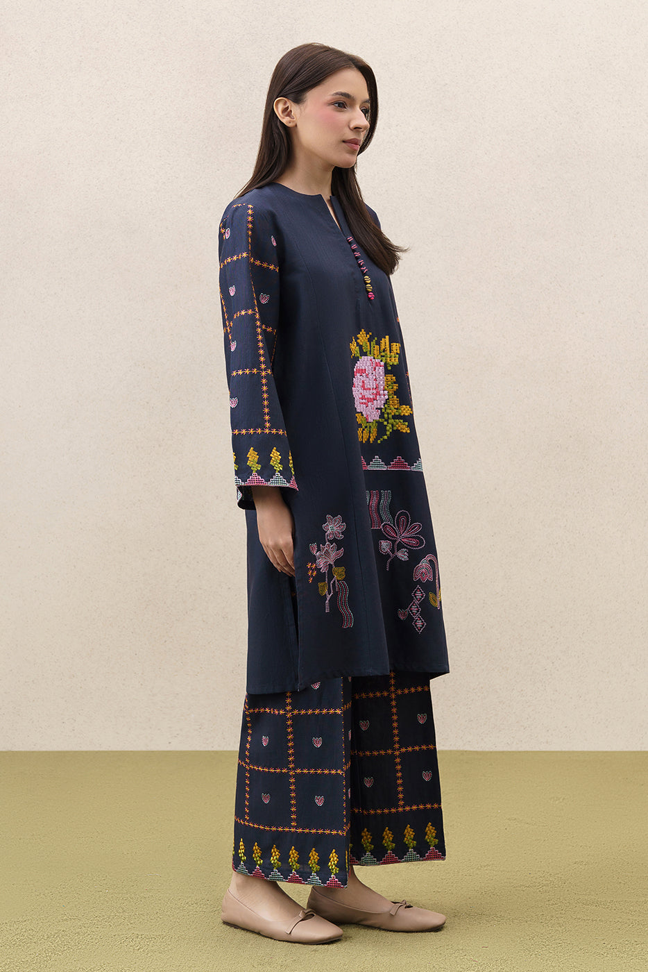 2 PIECE EMBROIDERED SLUB KHADDAR SUIT (PRET)